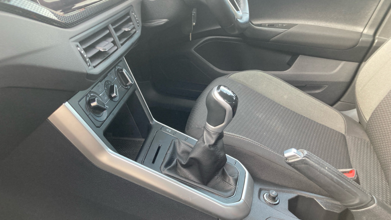 Volkswagen Polo 1.0 Life 5dr Petrol Hatchback